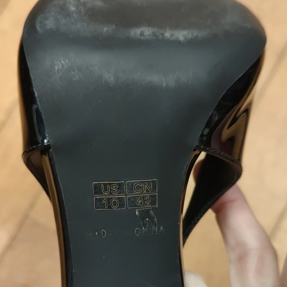 Black Patent Pointed-Toe Slingback Heels - Picture 6 of 6